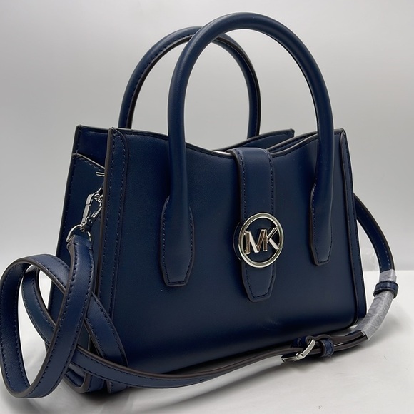 MICHAEL KORS
Gabby Small Faux Leather Satchel
COLOR NAVY
NWT - Picture 11 of 16